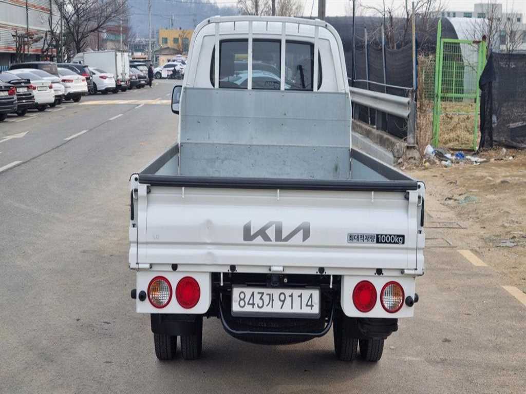 Small Truck Cargo (small) - Vista 5