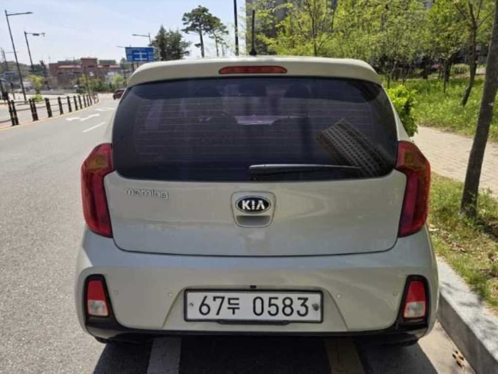 KIA Morning - Vista 4
