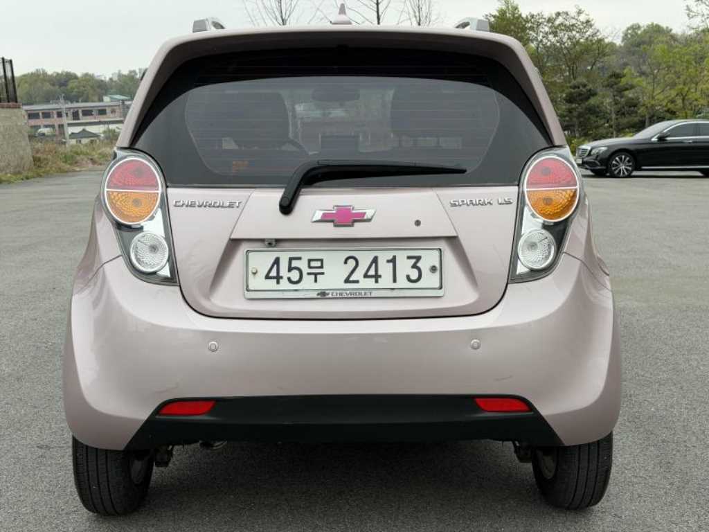 Chevrolet Spark - Vista 5