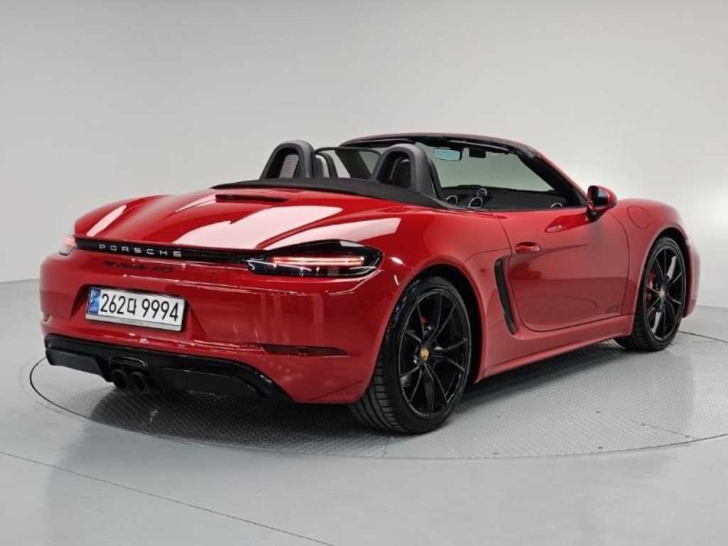 Porsche 718 - Vista 3
