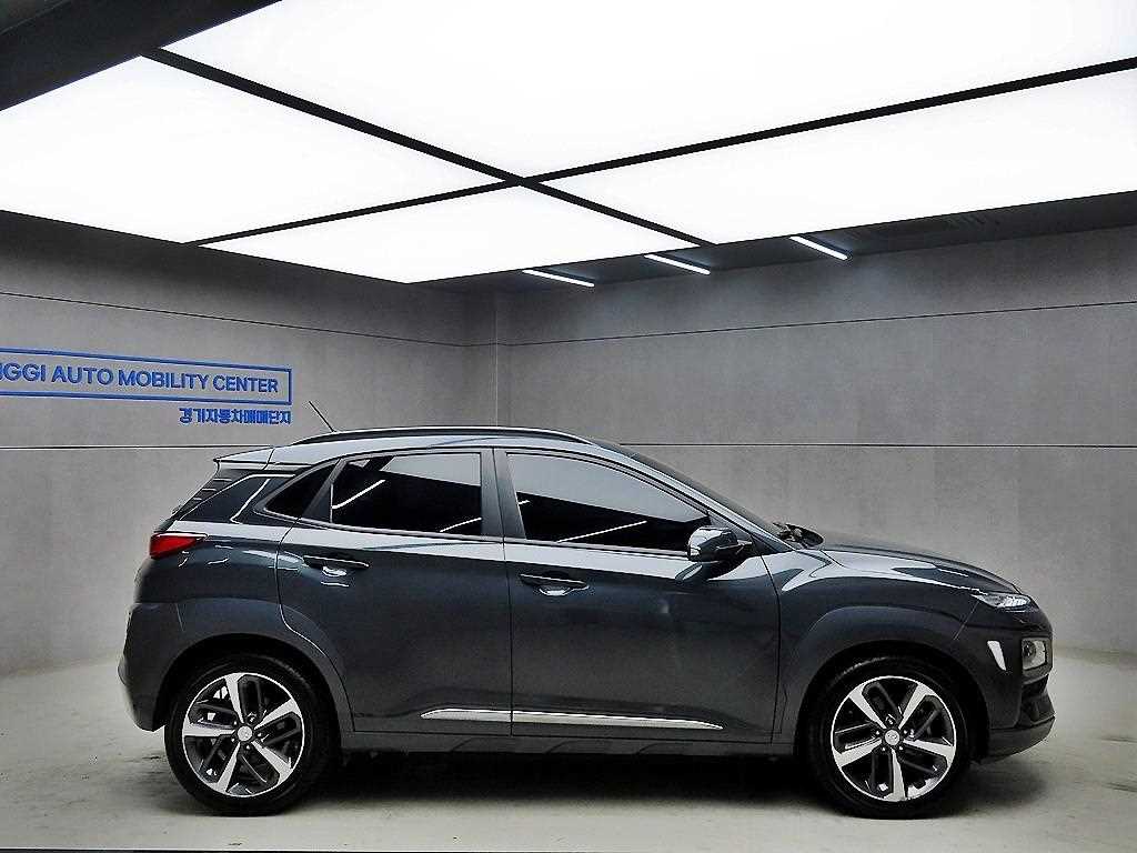 HYUNDAI Kona - Vista 2