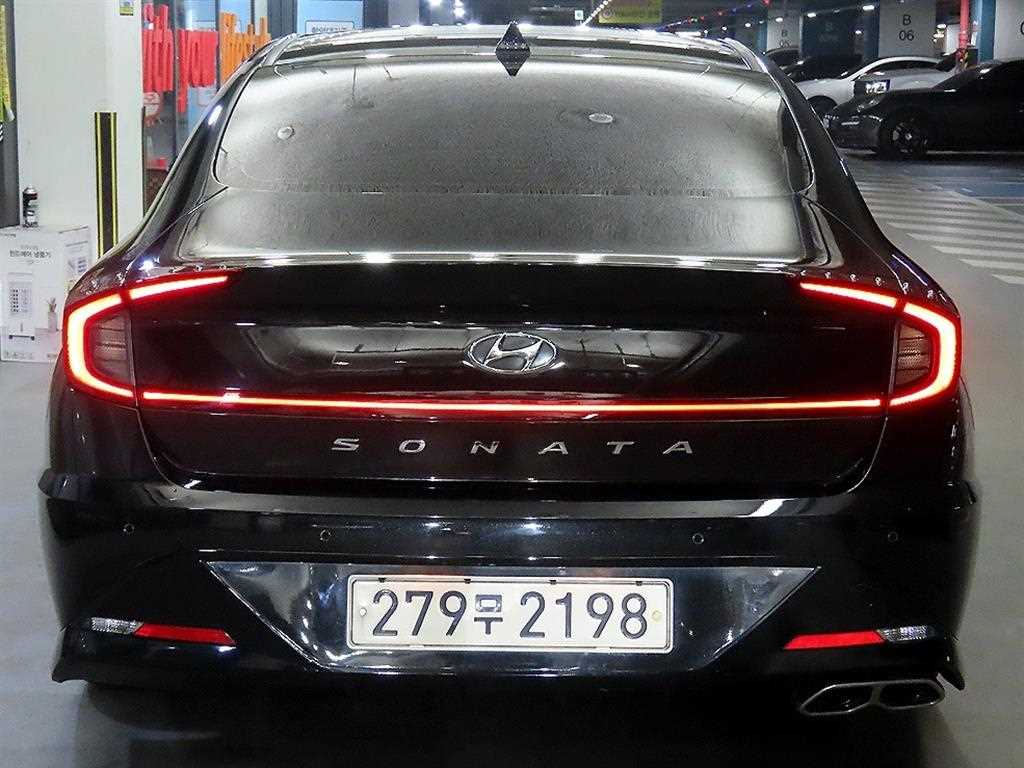 HYUNDAI Sonata - Vista 5