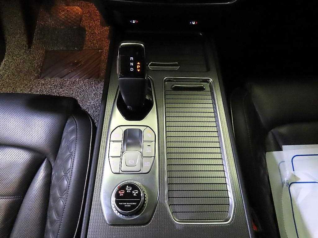 Ssangyong Rexton - Vista 12