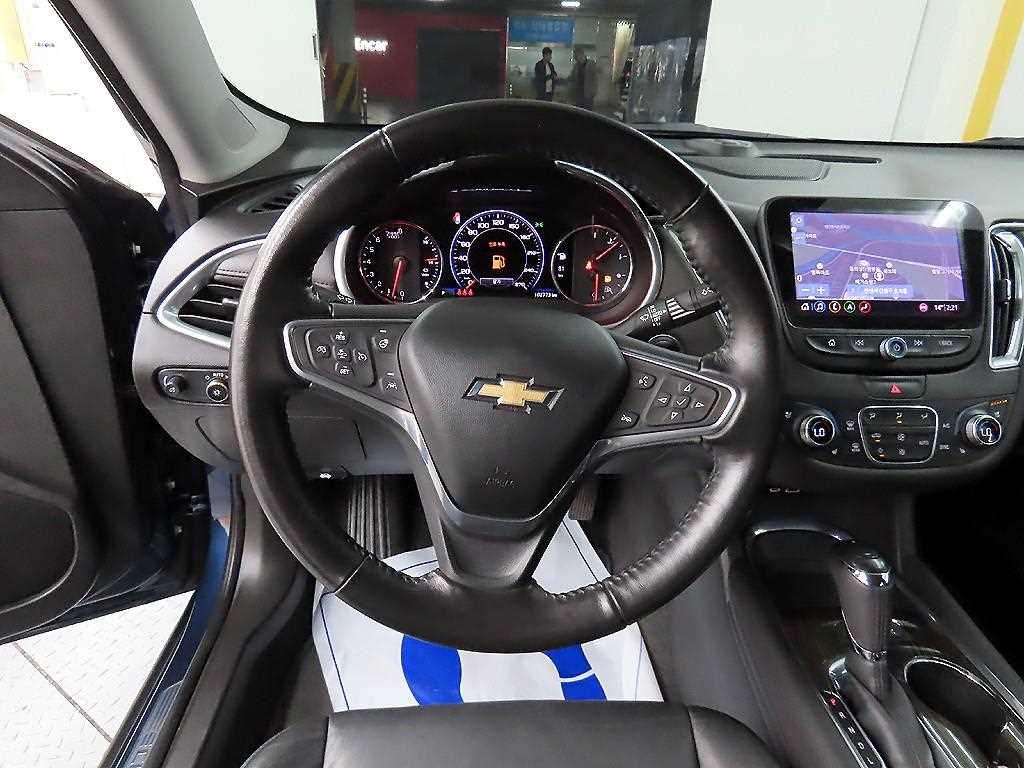 Chevrolet Malibu - Vista 9