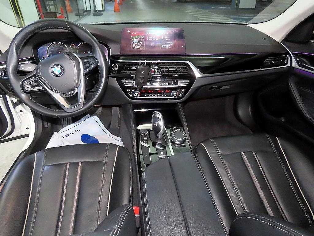 BMW 5 Series - Vista 10