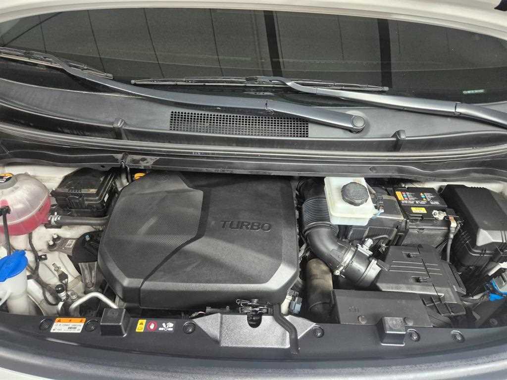 HYUNDAI Staria - Vista 7