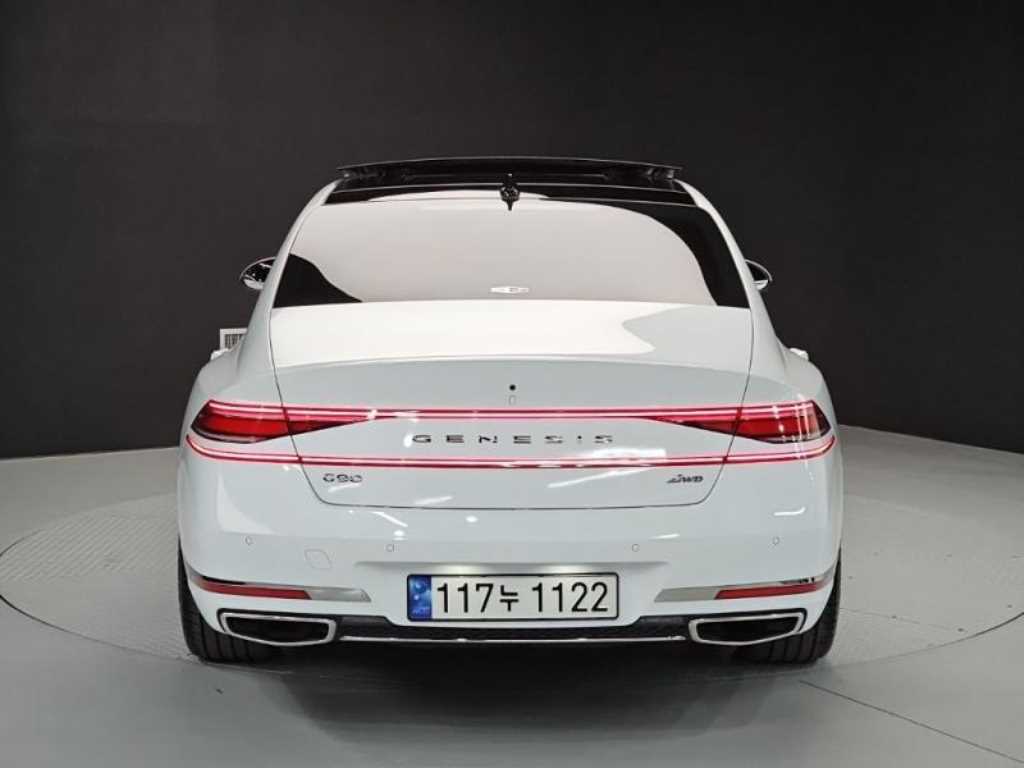 Genesis G90 - Vista 4