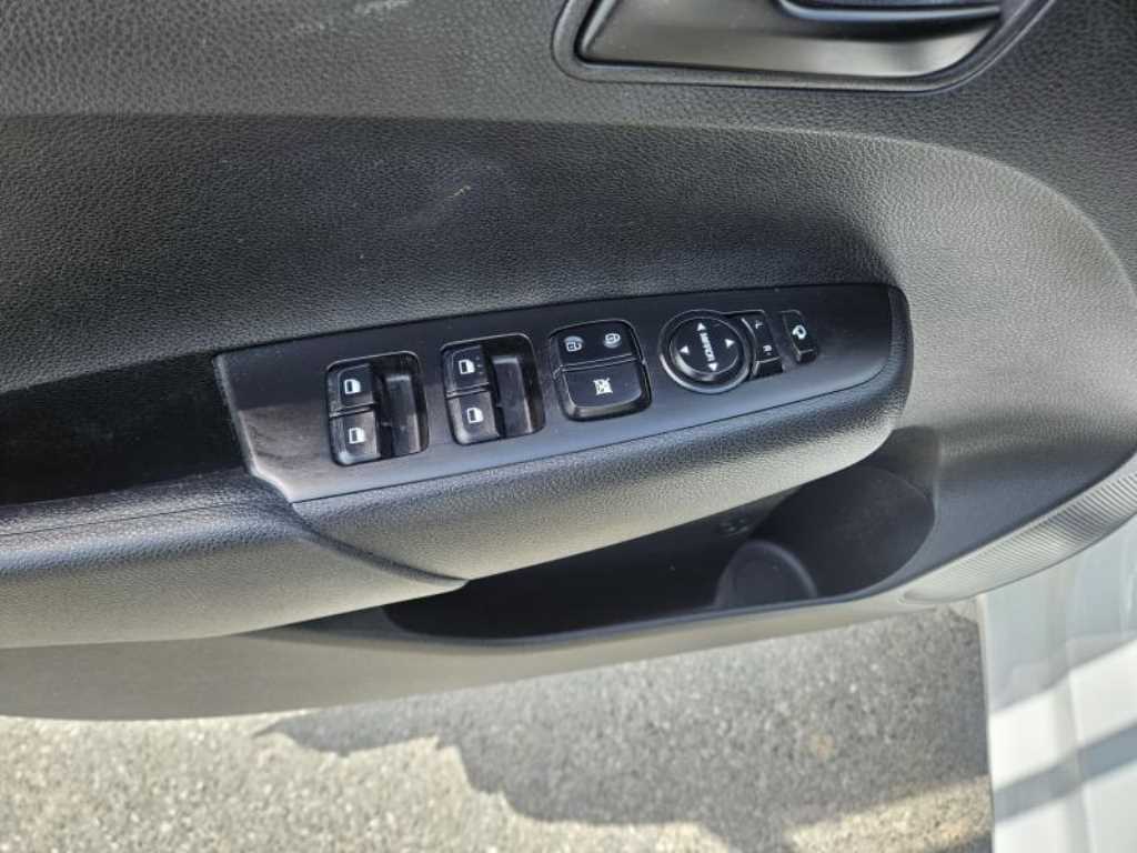KIA Morning - Vista 11