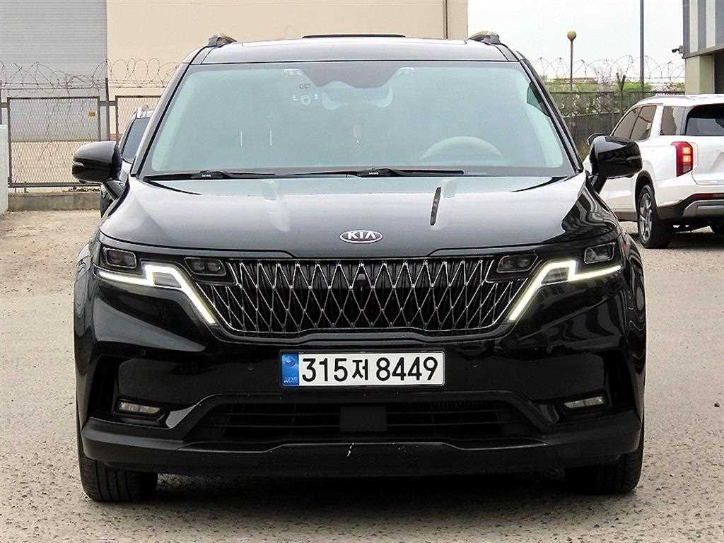 KIA Carnival 2021 Negro - Importación desde Corea - HF Imports Iquique - Foto 1