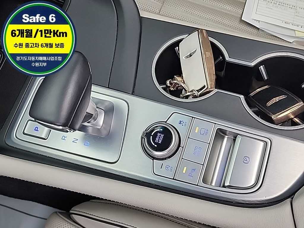 Genesis G70 - Vista 8