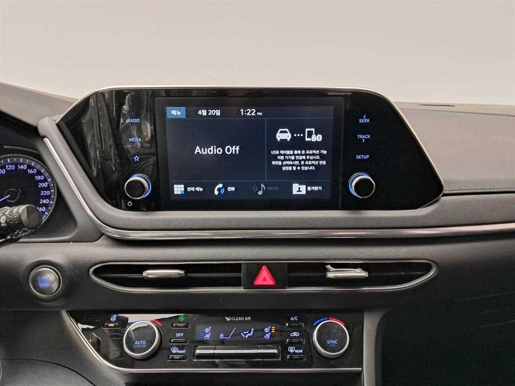 HYUNDAI Sonata - Vista 9