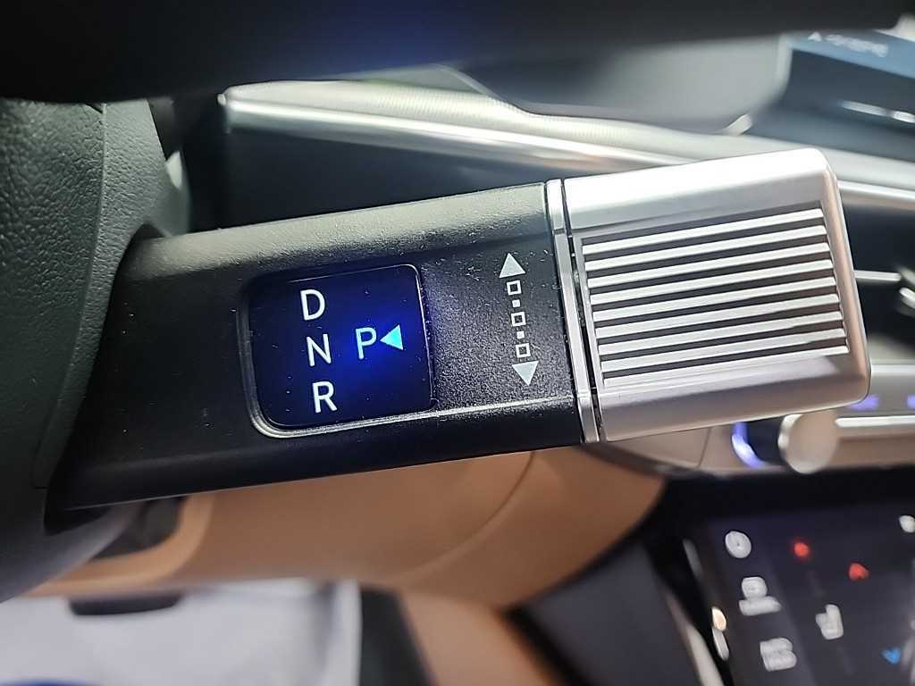 HYUNDAI Grandeur - Vista 8