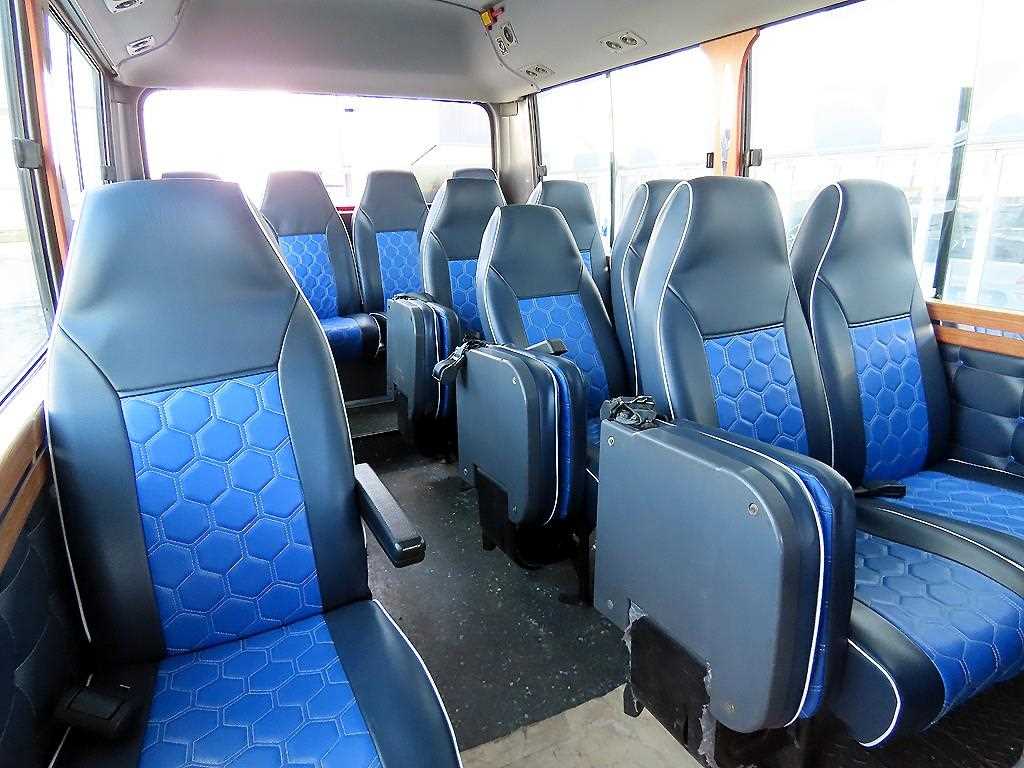 medium and large bus Hyundai bus - Vista 7