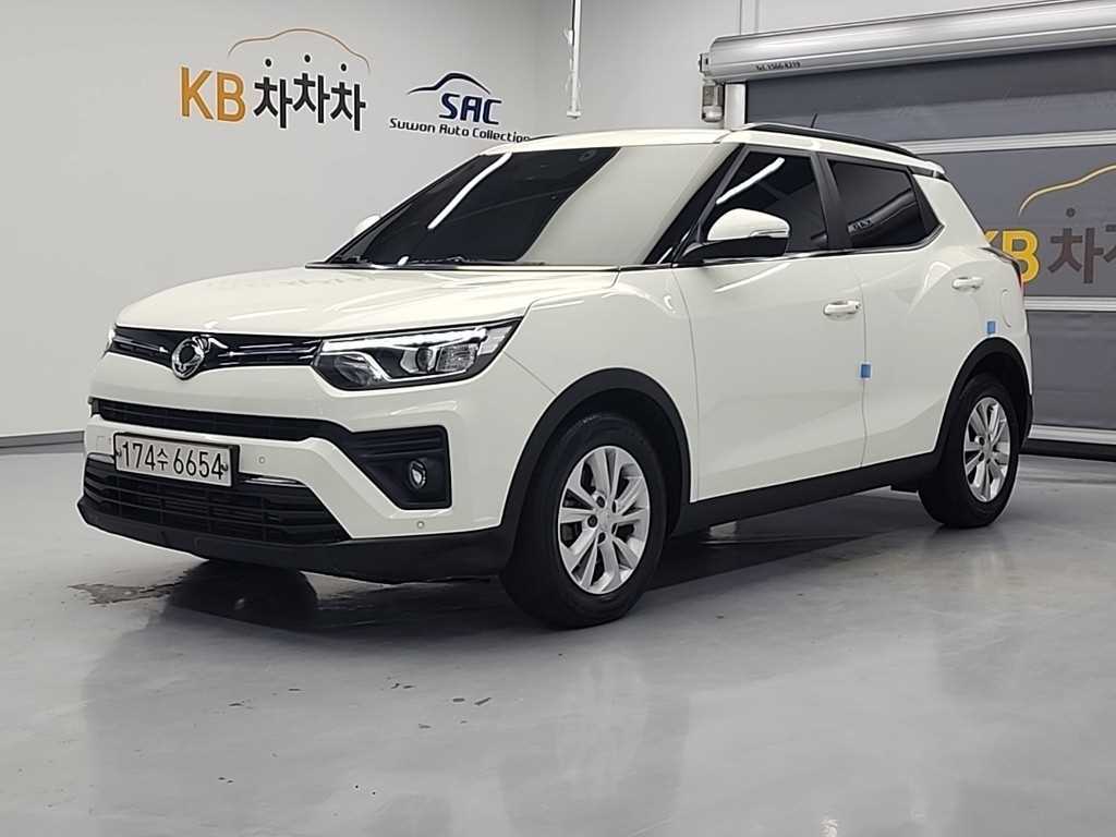 Ssangyong Tivoli - Vista 2