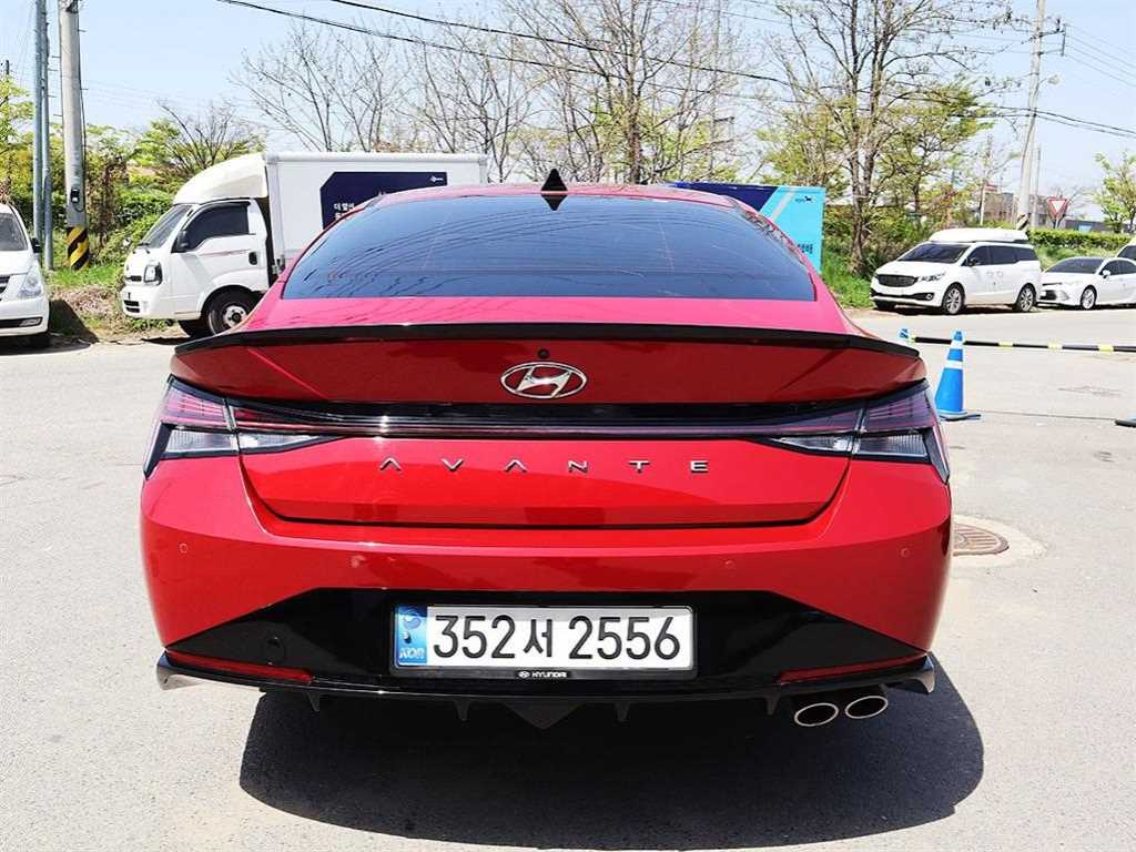 HYUNDAI Avante - Vista 4