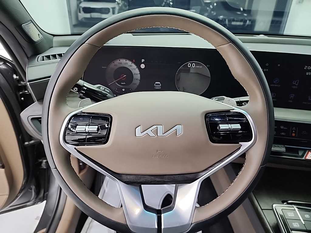 KIA K8 - Vista 9