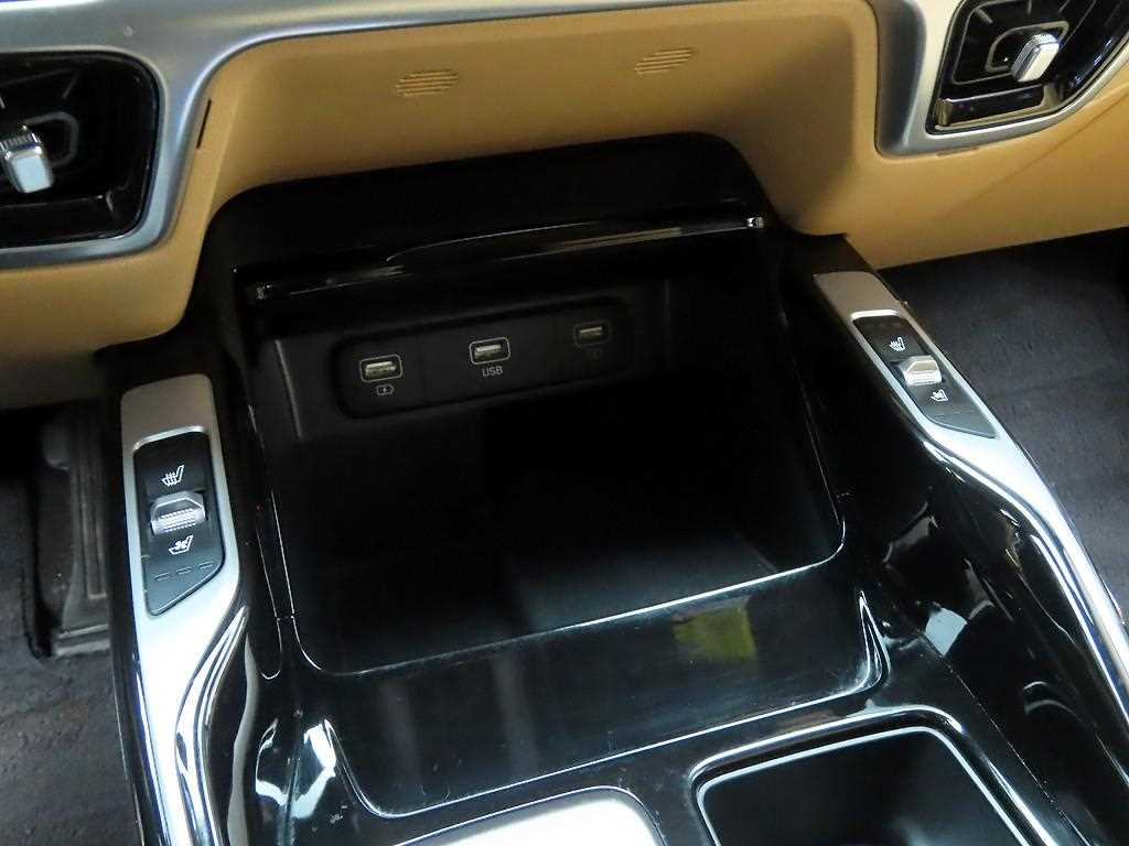 KIA Sorento - Vista 11