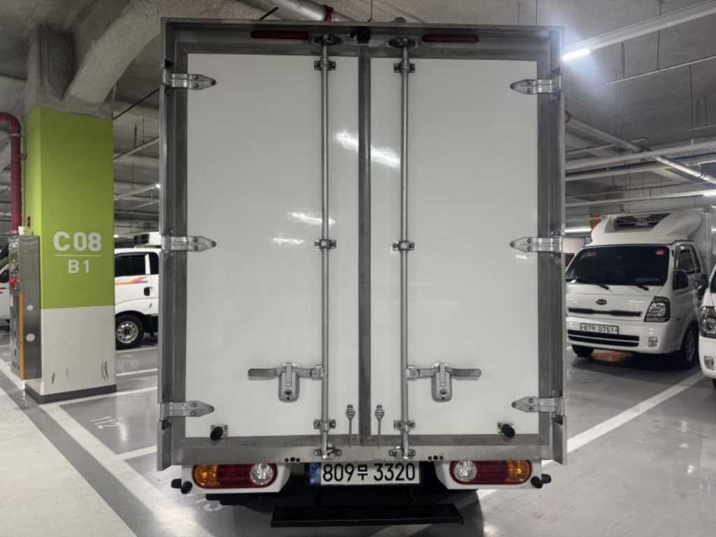 Small Truck Freezer Box(High Deck) - Vista 6