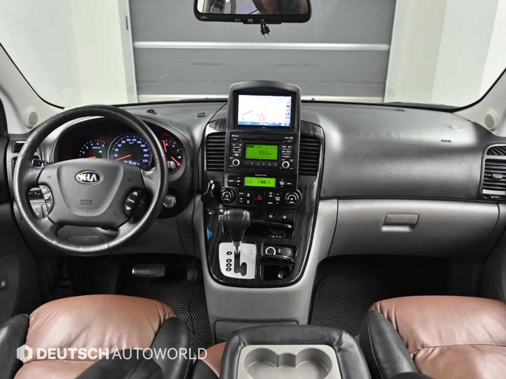 KIA Carnival - Vista 5