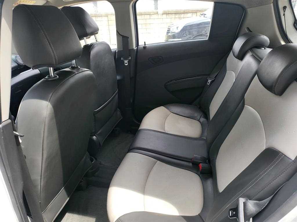 Chevrolet Spark - Vista 6