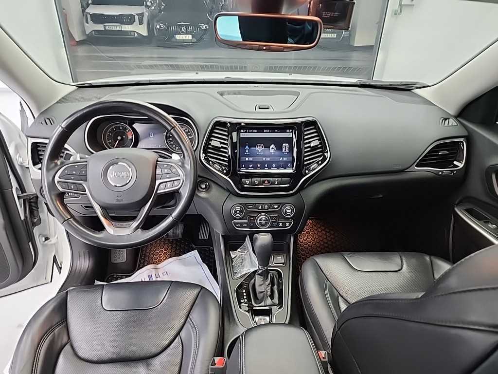 Jeep Cherokee - Vista 7