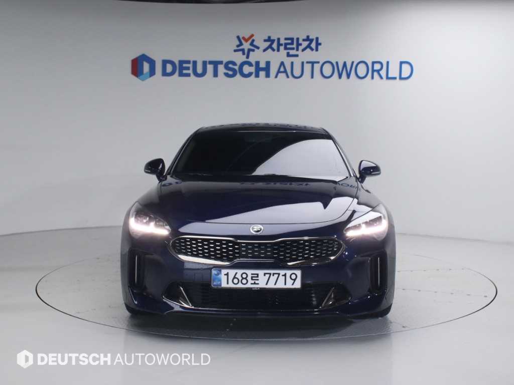KIA Stinger - Vista 3