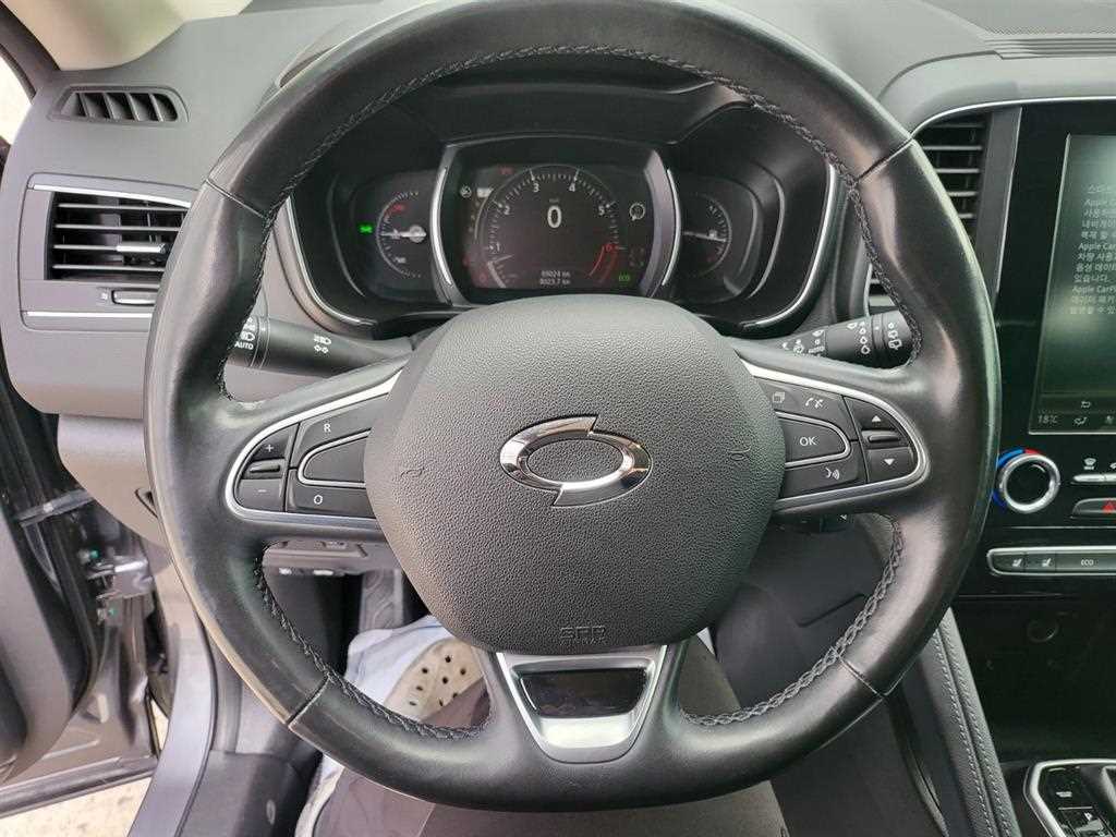 SAMSUNG QM6 - Vista 8