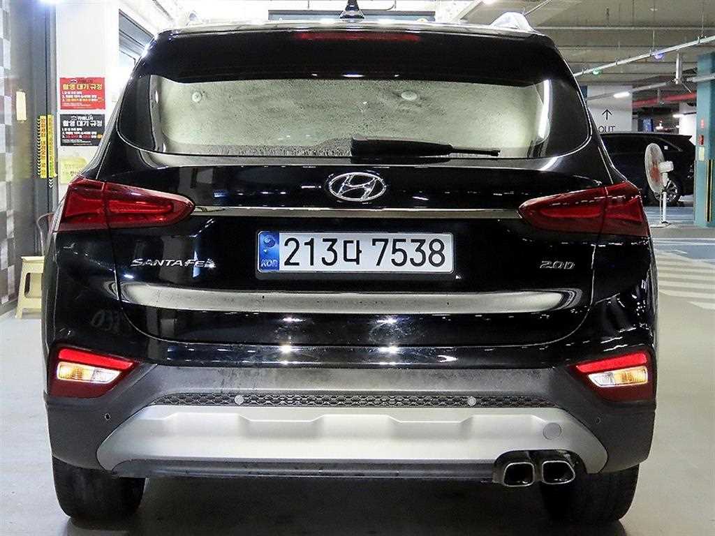 HYUNDAI Santa Fe - Vista 5