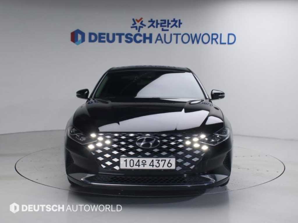 HYUNDAI Grandeur - Vista 2