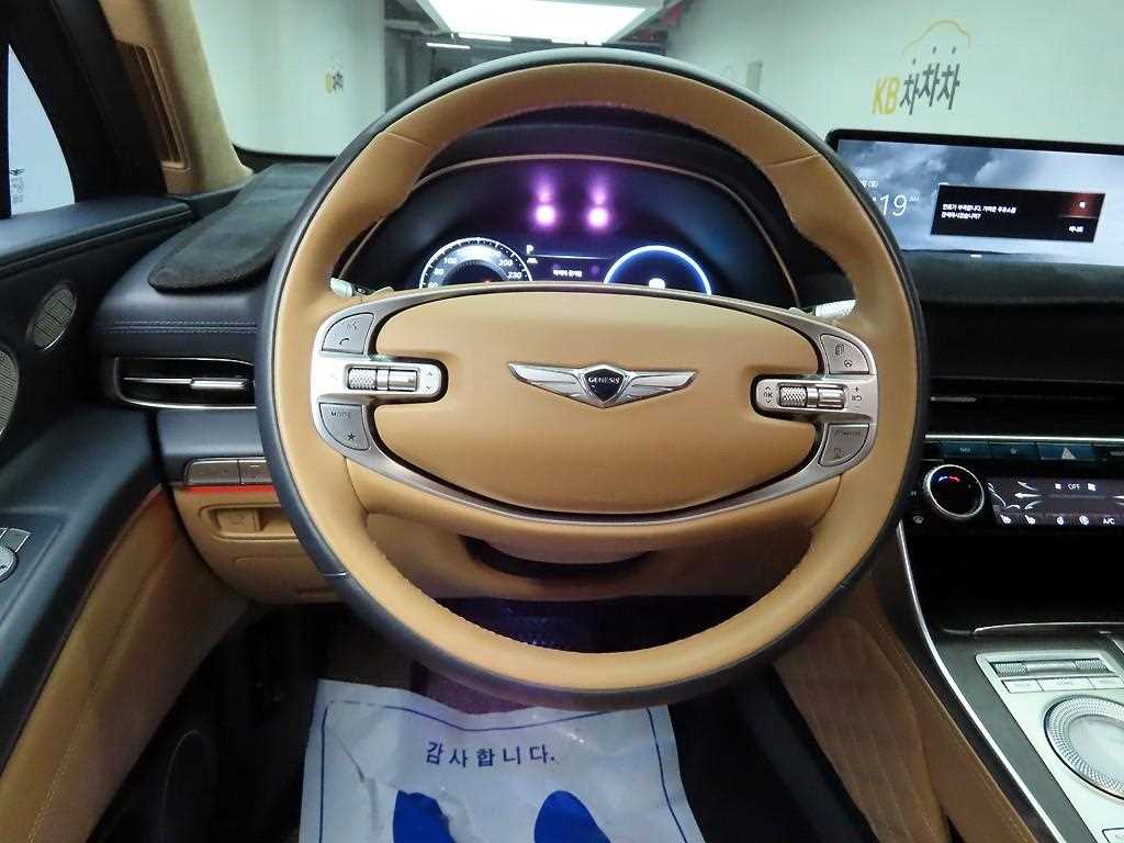 Genesis GV80 - Vista 7