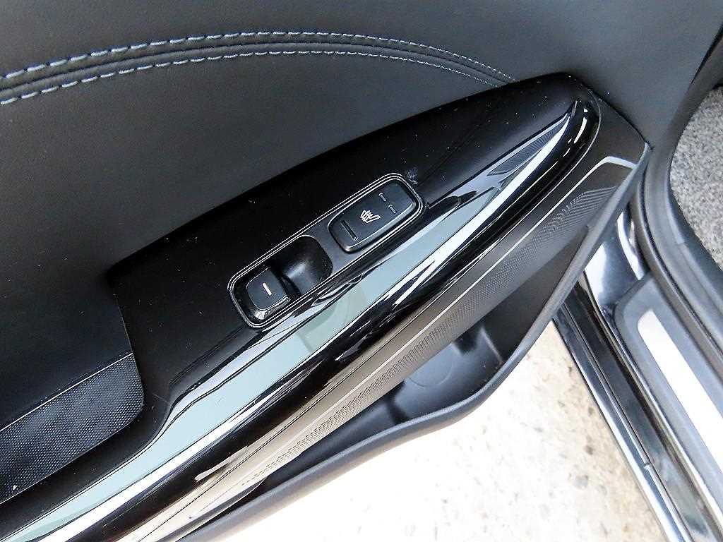 KIA K7 2019 Negro - Importación desde Corea - HF Imports Iquique - Foto 16