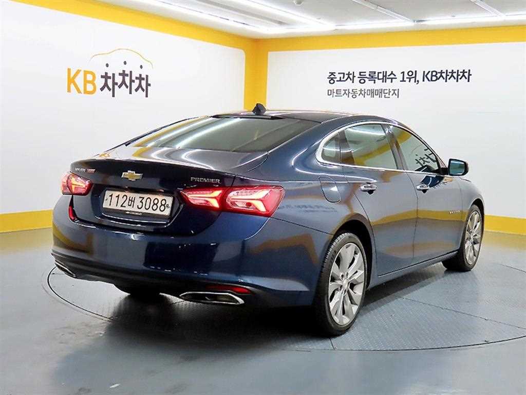 Chevrolet Malibu - Vista 4