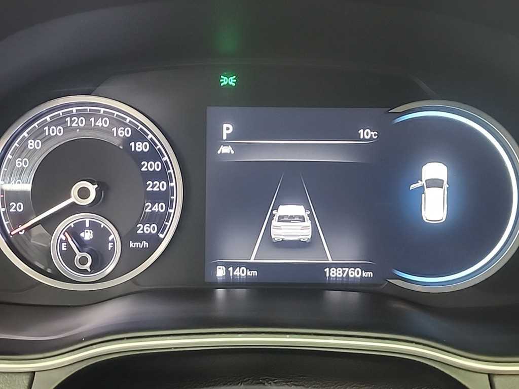 Genesis GV80 - Vista 6