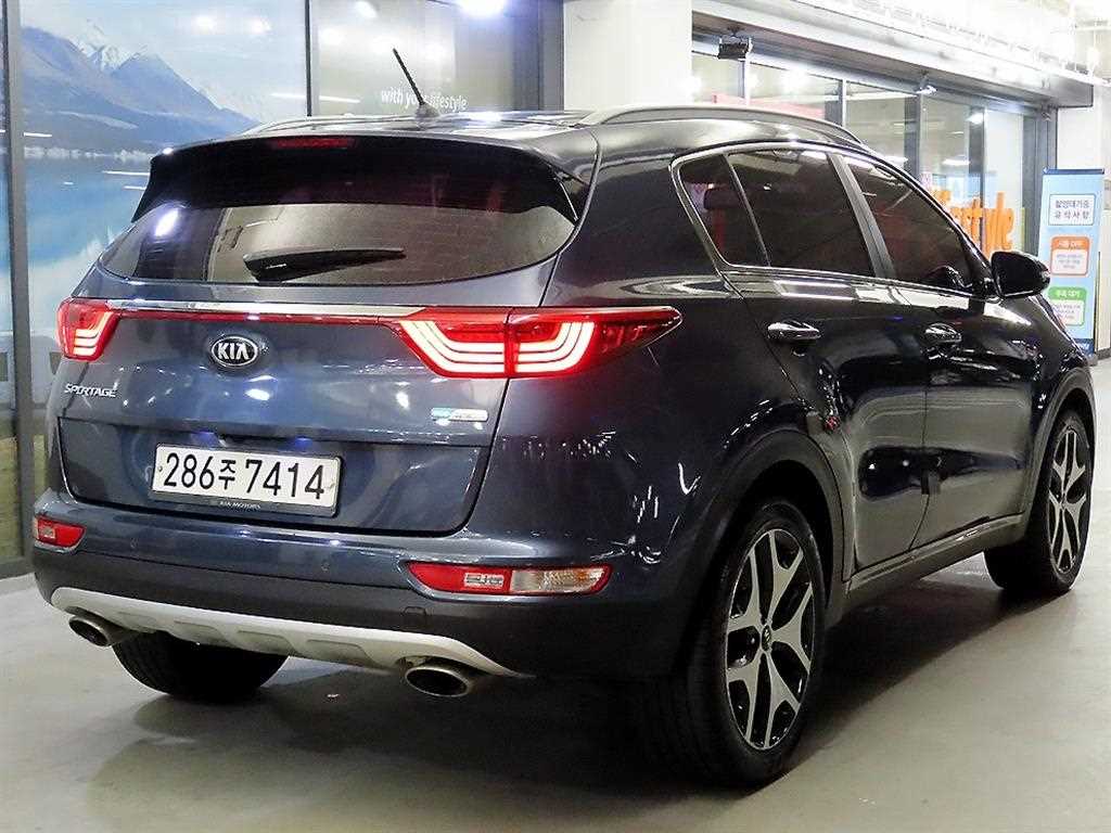 KIA Sportage - Vista 4