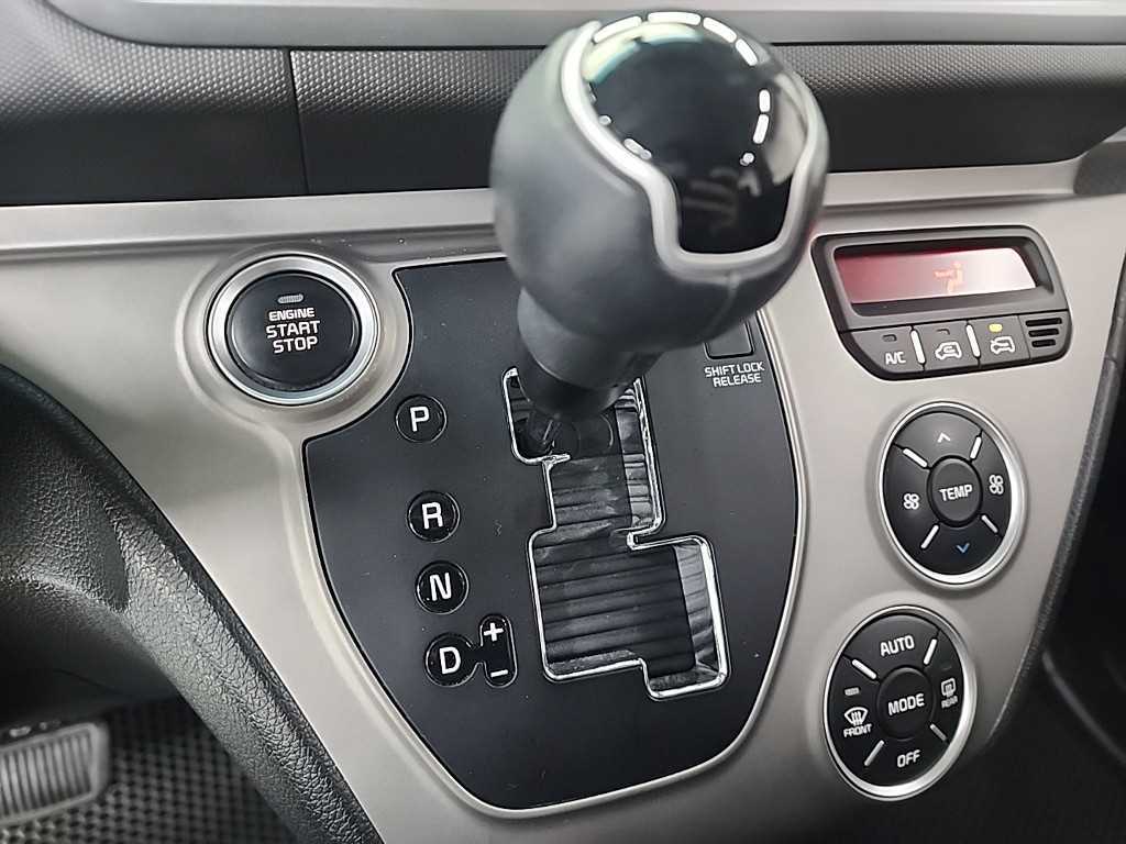 KIA Ray - Vista 8