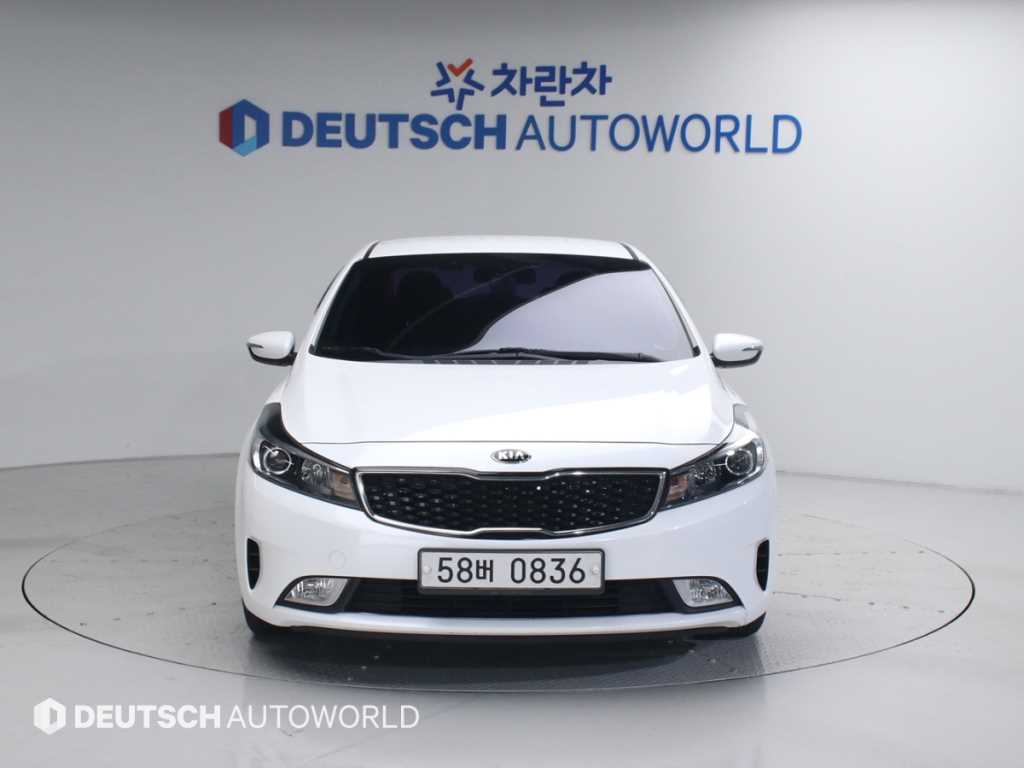 KIA K3 - Vista 3