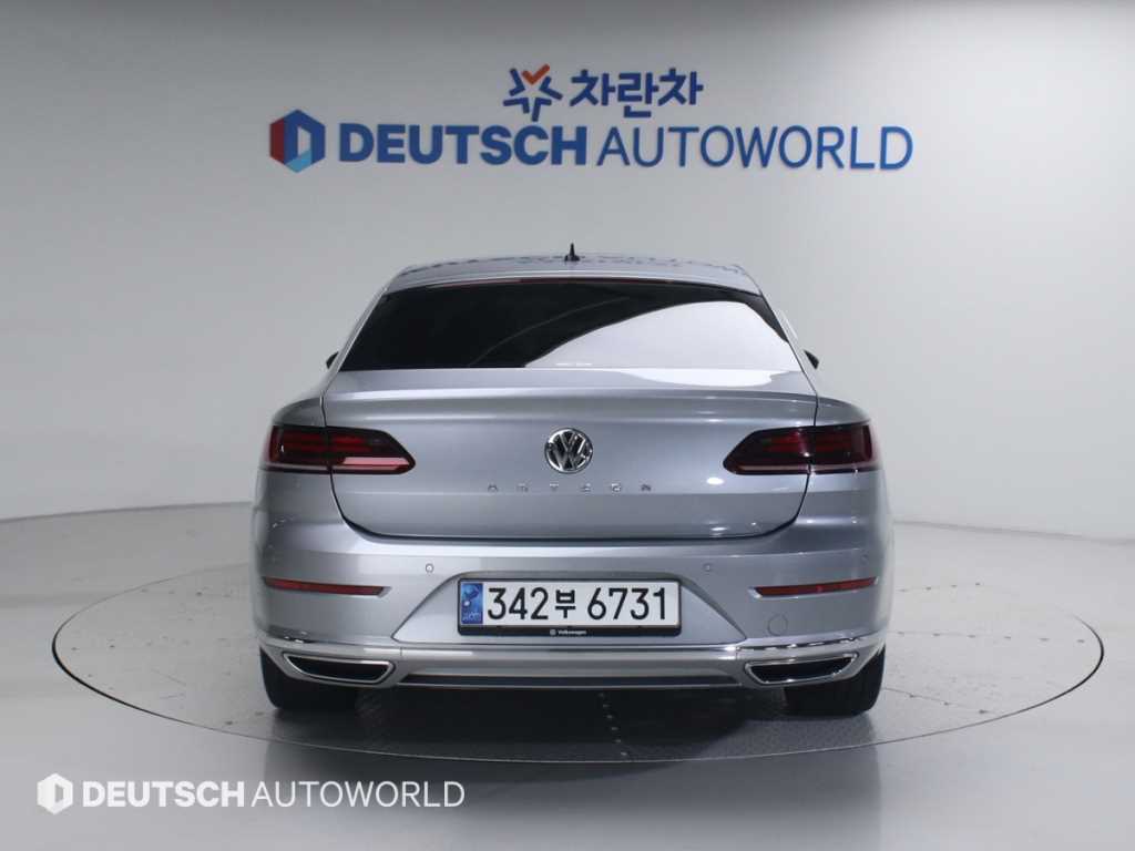Volkswagen Arteon - Vista 4