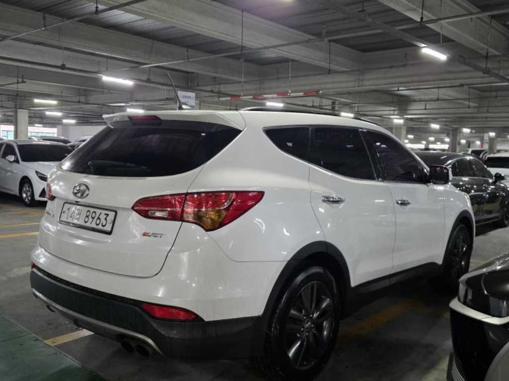 HYUNDAI Santa Fe - Vista 4