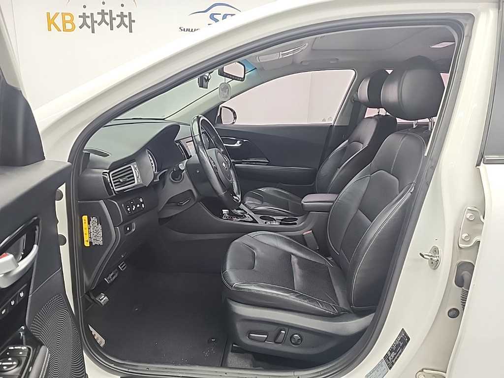 KIA Niro - Vista 11