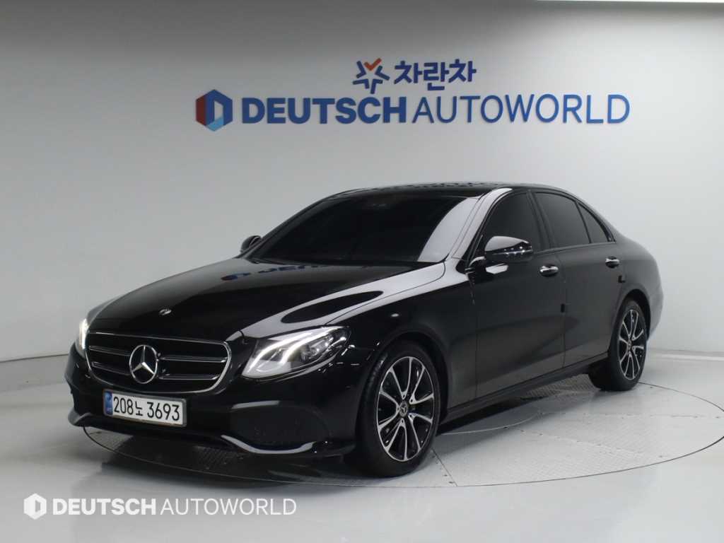 Mercedes Benz E class 2020 Negro - Importación desde Corea - HF Imports Iquique - Foto 1