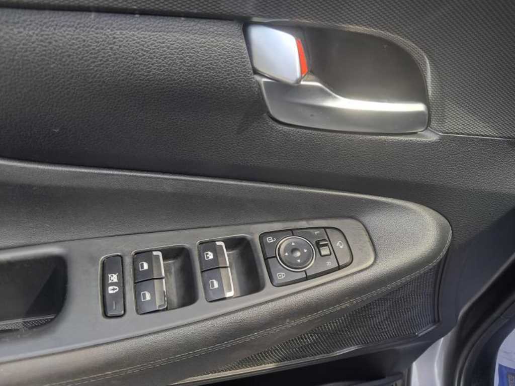 HYUNDAI Santa Fe - Vista 7