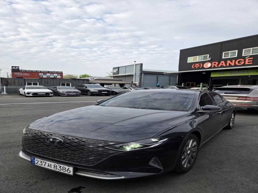 HYUNDAI Grandeur - Vista 2