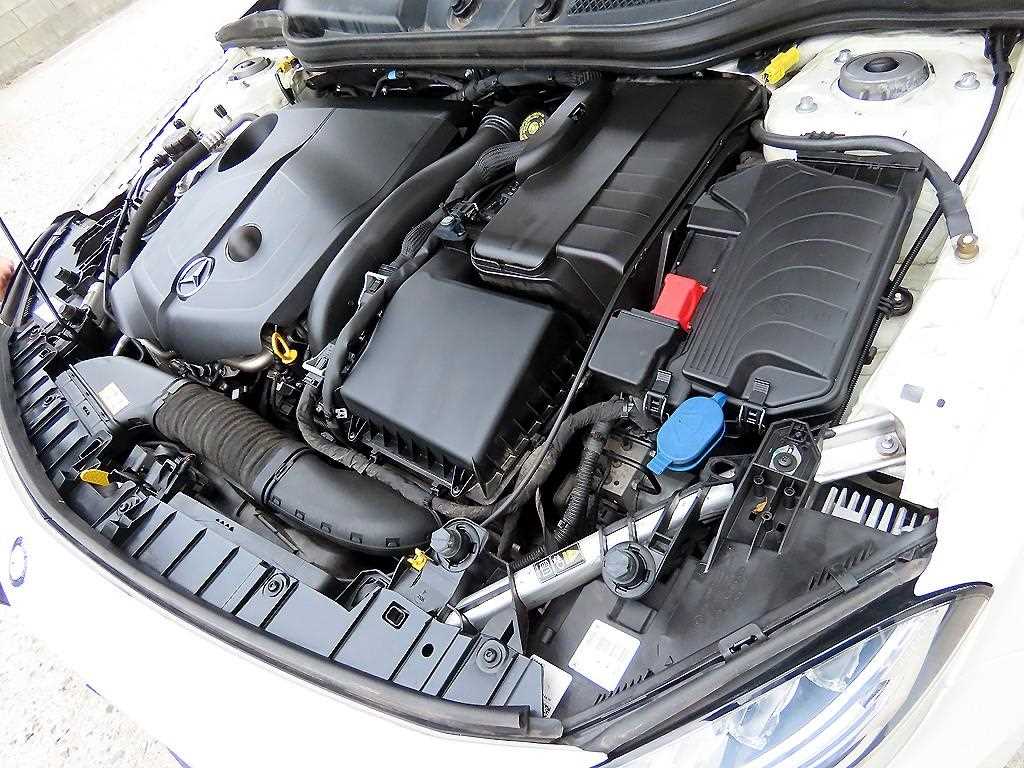 Mercedes Benz GLA Class 2017 Blanco - Importación desde Corea - HF Imports Iquique - Foto 19