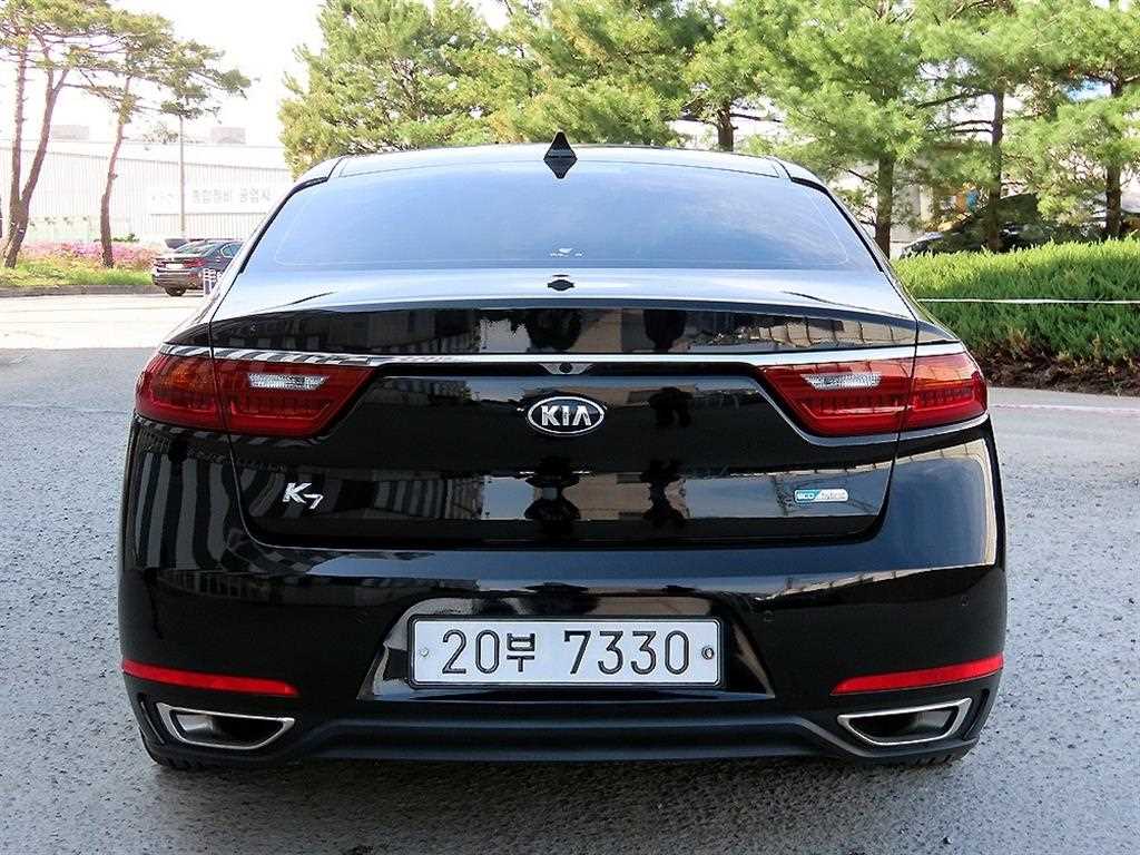 KIA K7 - Vista 4