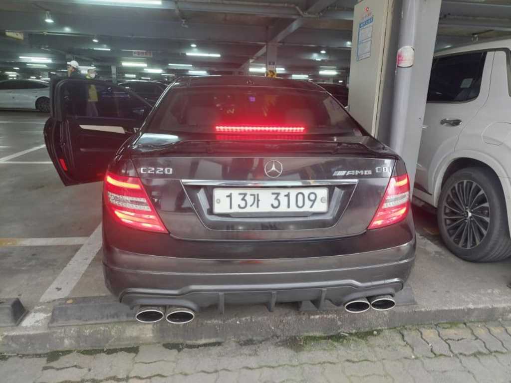 Mercedes Benz C Class - Vista 2