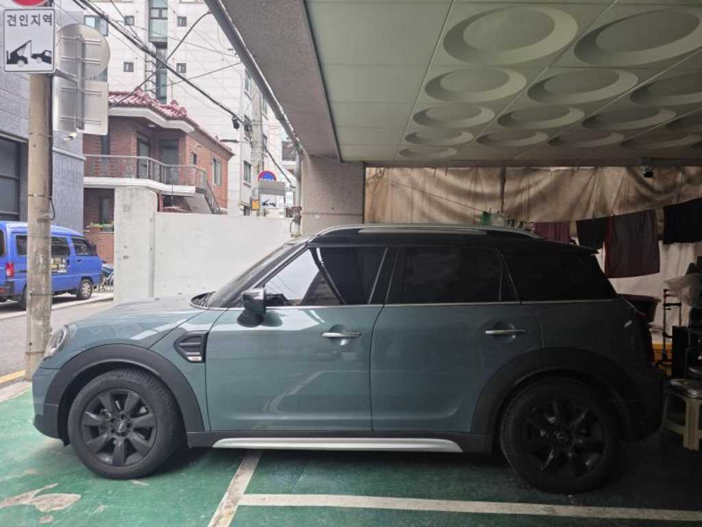 Mini Countryman - Vista 3