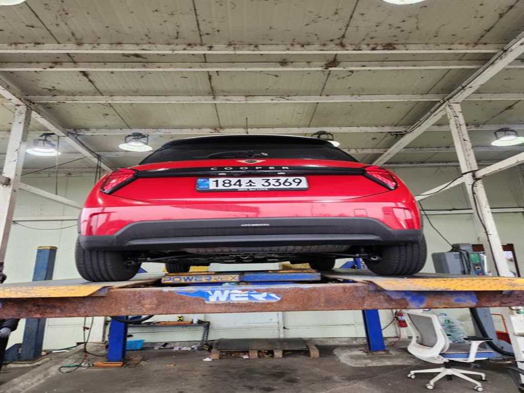 Mini Cooper 2025 Rojo - Importación desde Corea - HF Imports Iquique - Foto 15