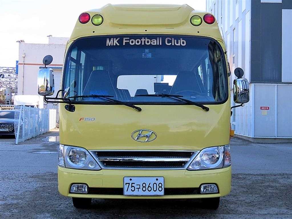 medium and large bus Hyundai bus 2010 Blanco - Importación desde Corea - HF Imports Iquique - Foto 1