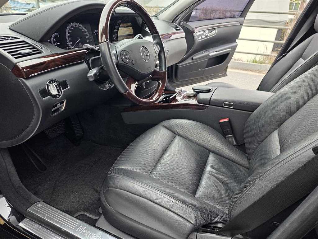 Mercedes Benz S Class - Vista 7