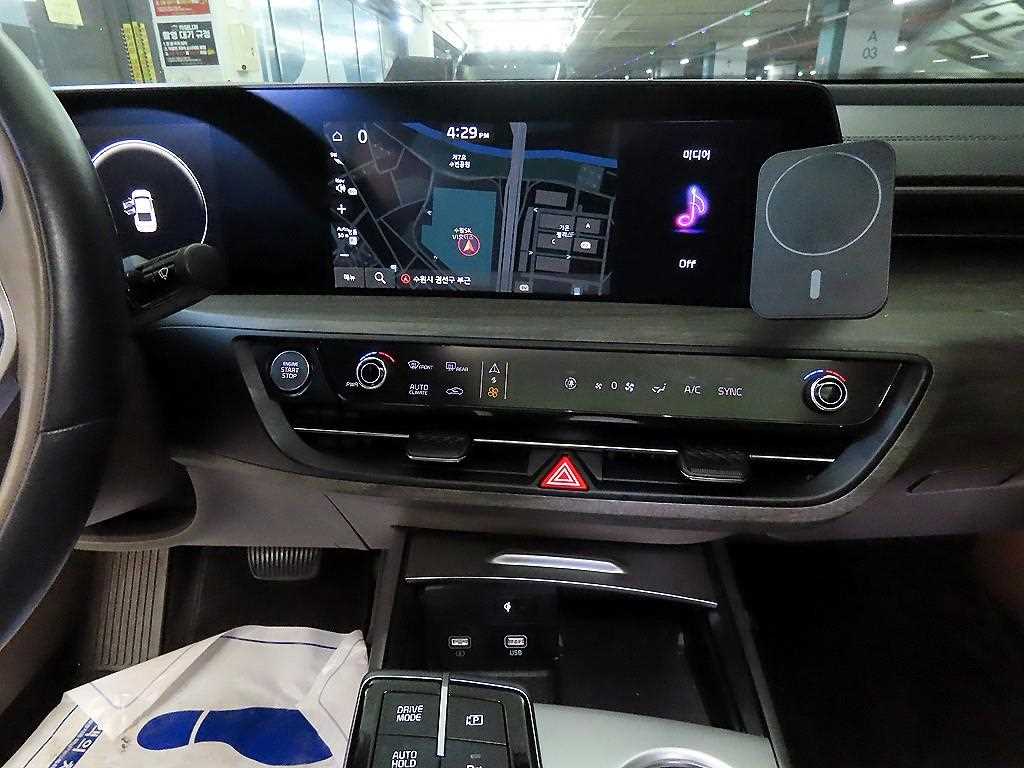 KIA K8 - Vista 11